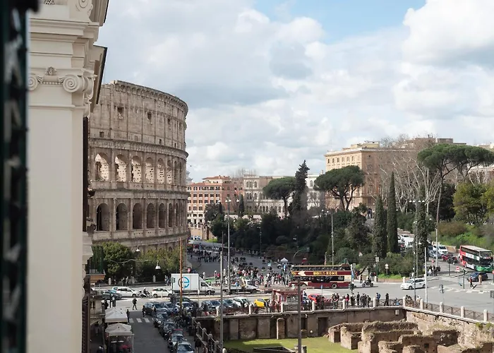 Alma At Colosseum Luxury Apartment Overlooking Colosseo