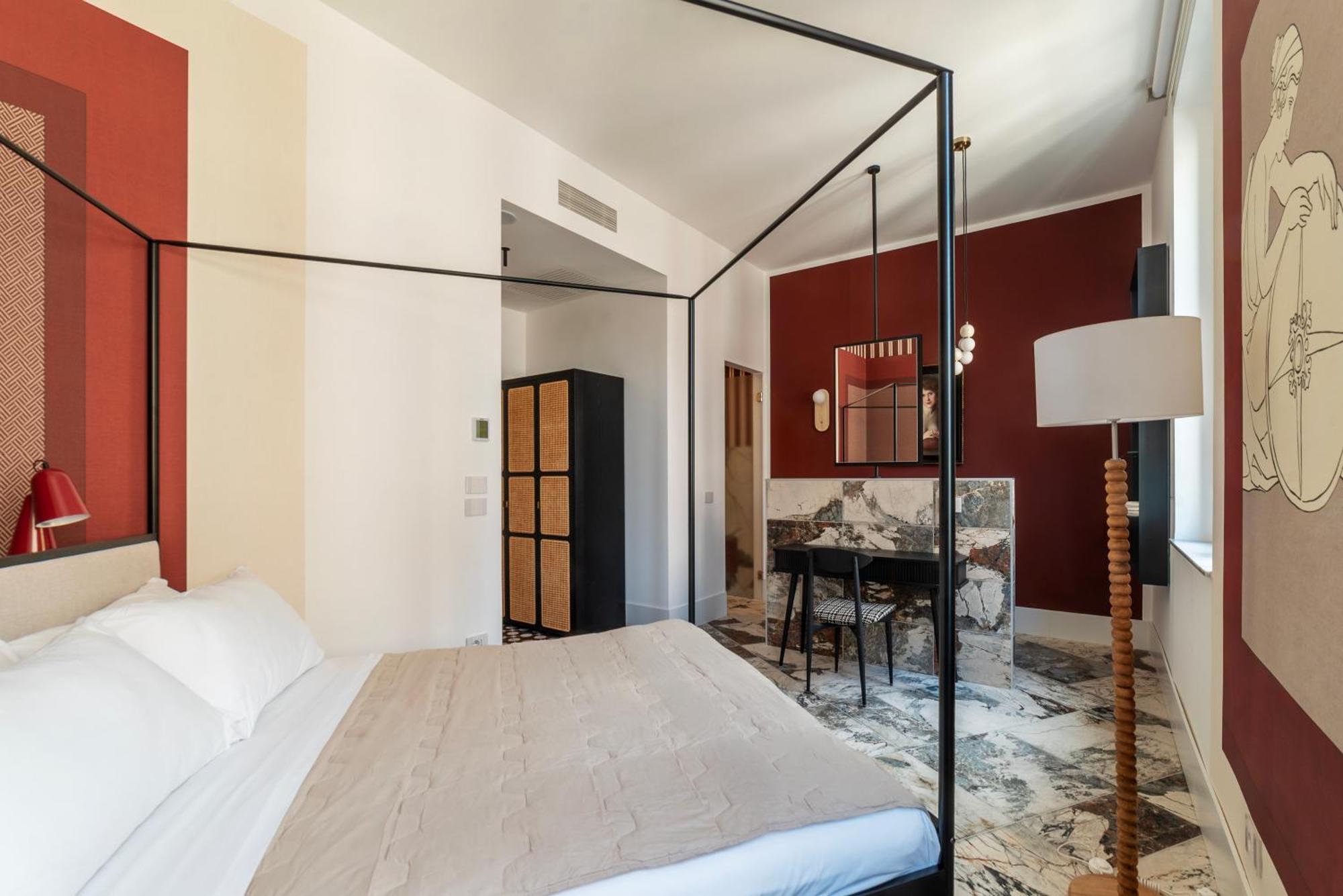 Alma At Colosseum Luxury Overlooking Colosseo Apartment